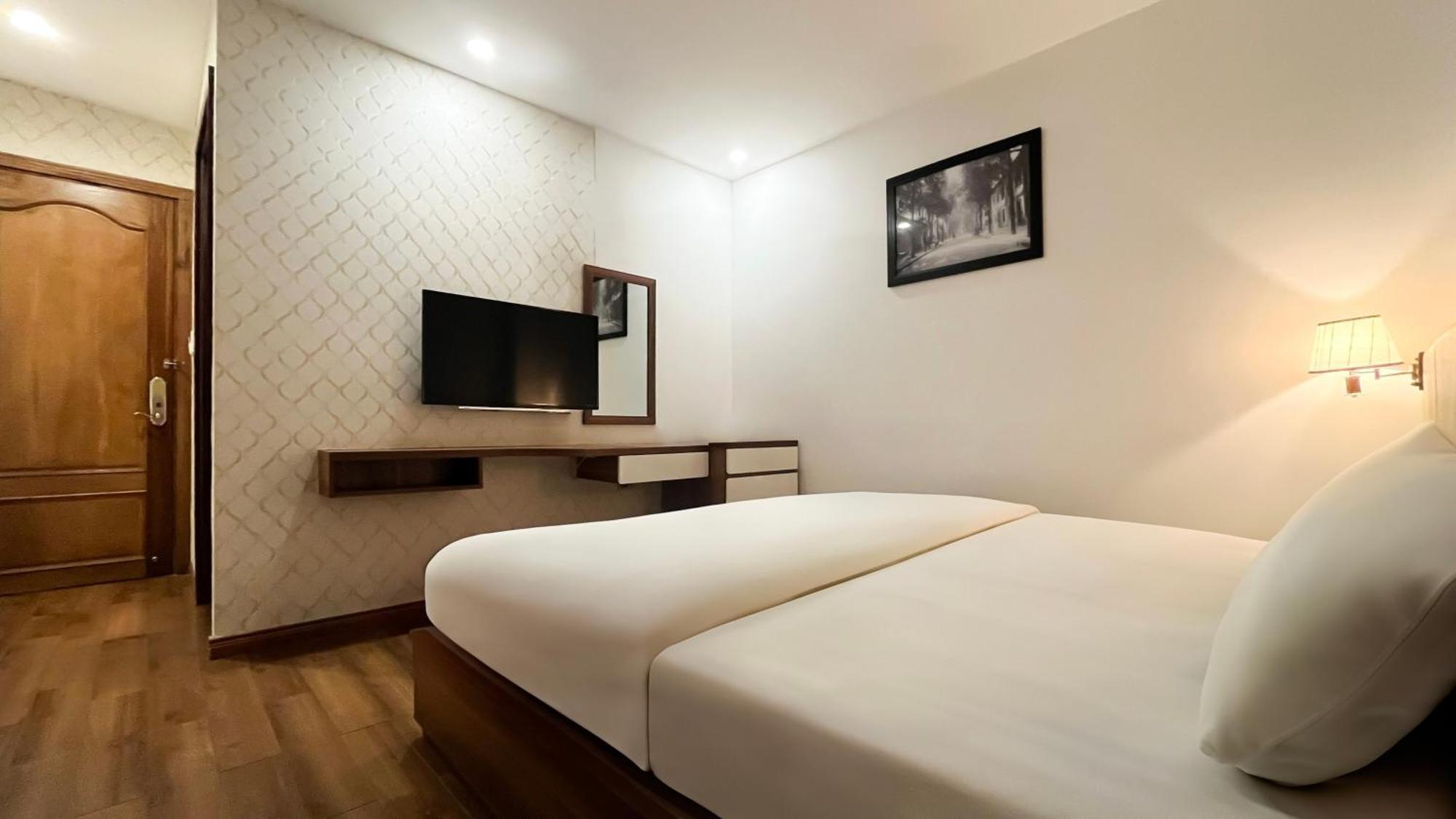 A25 - 29 Le Thi Hong Gam Hotel 3*